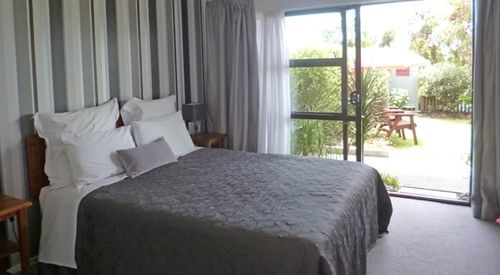 Opua Boutique Seaview Motel Екстериор снимка