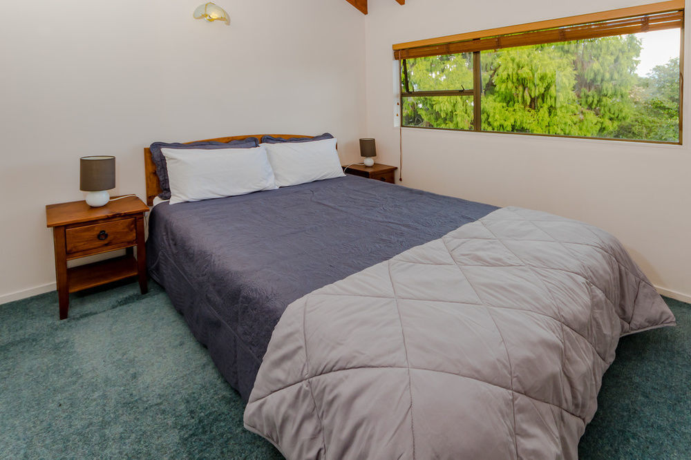 Opua Boutique Seaview Motel Екстериор снимка