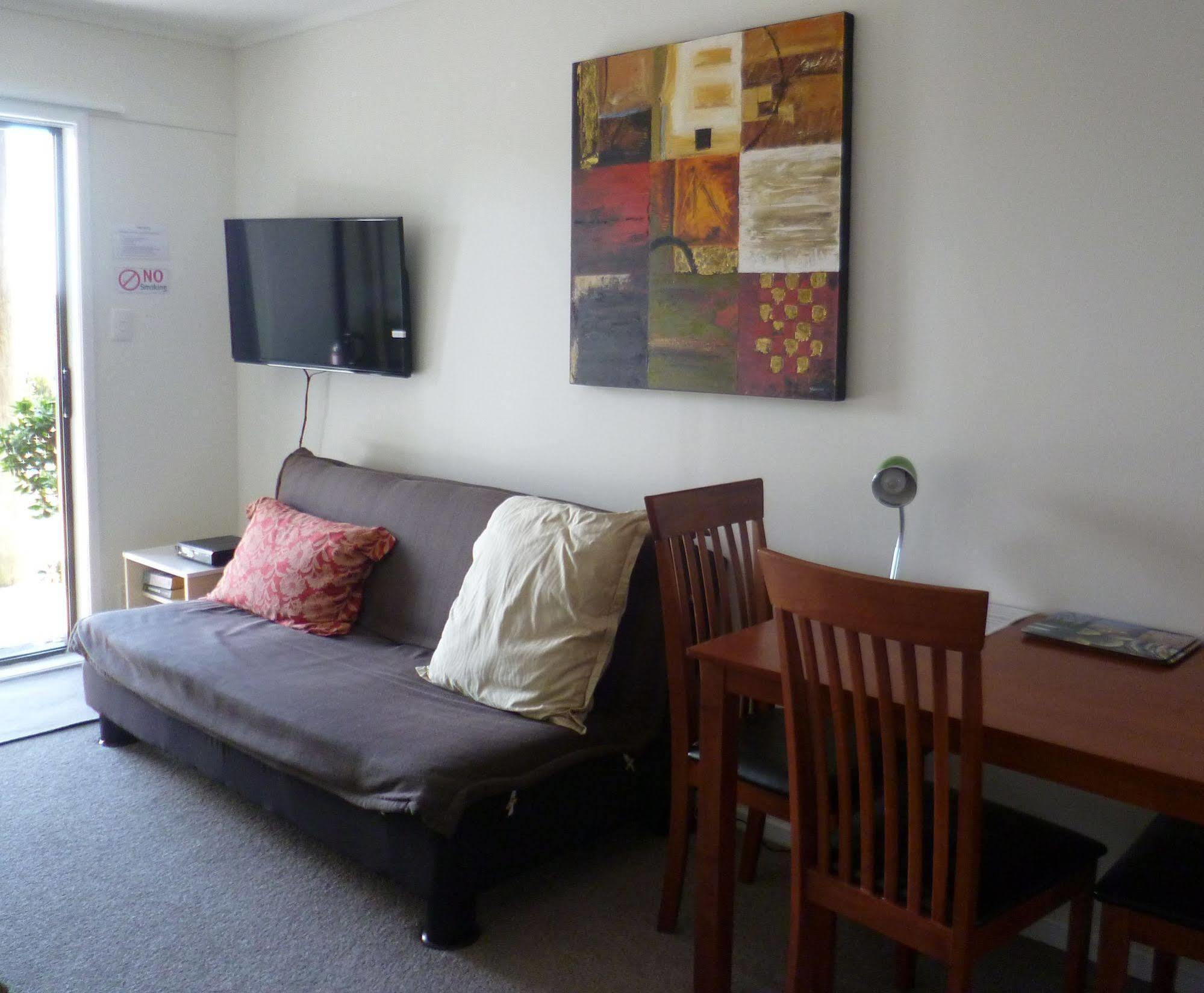 Opua Boutique Seaview Motel Екстериор снимка