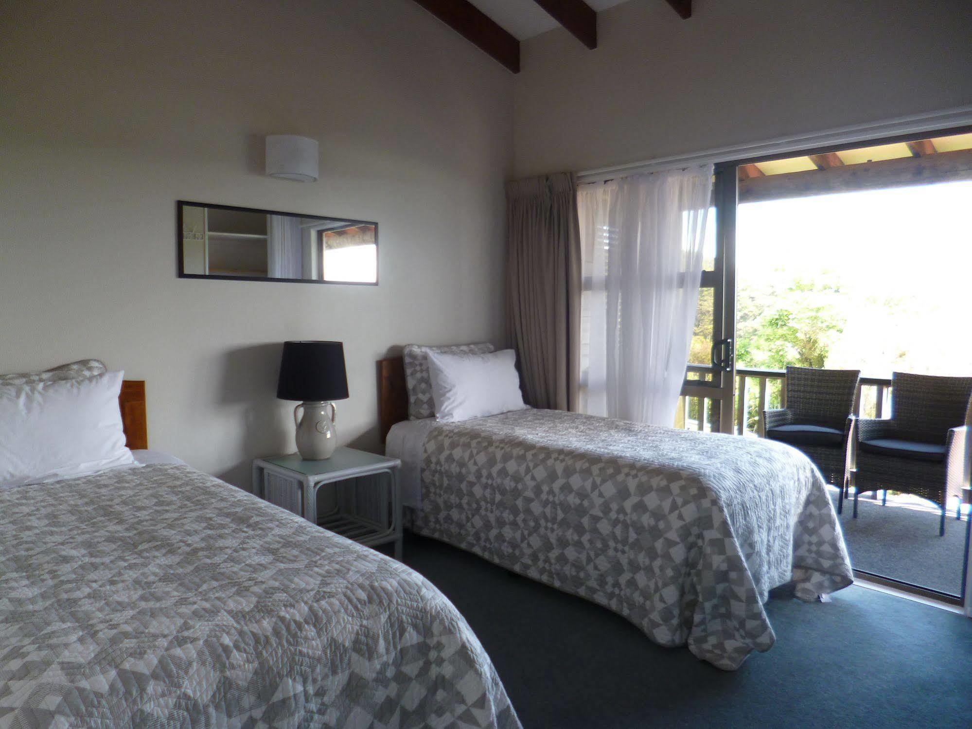 Opua Boutique Seaview Motel Екстериор снимка