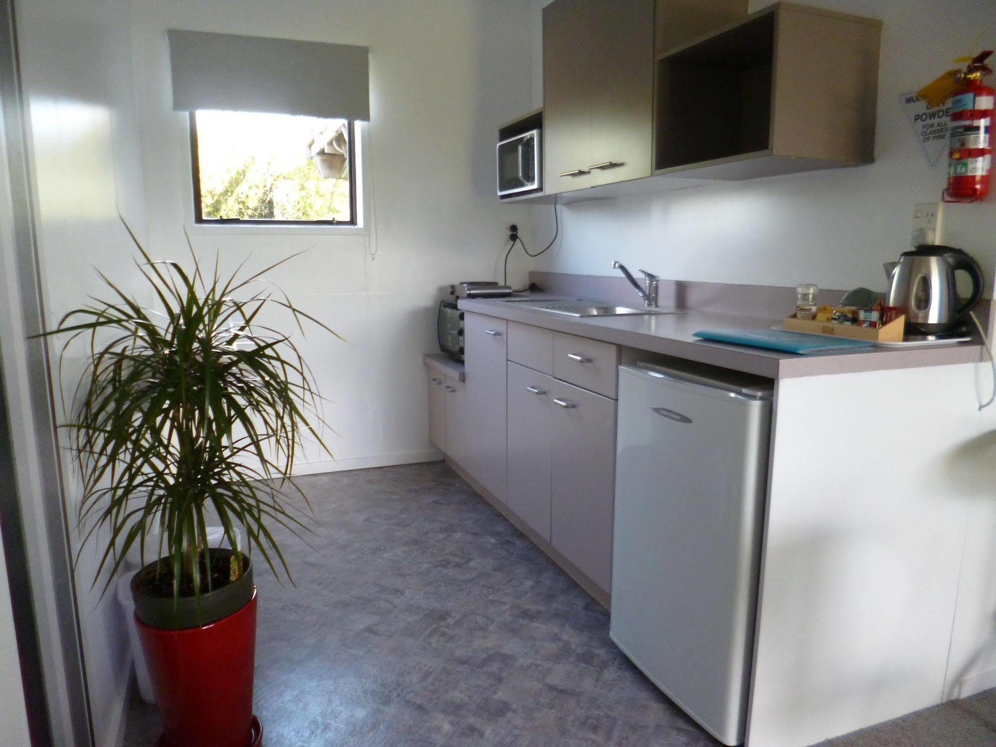 Opua Boutique Seaview Motel Екстериор снимка