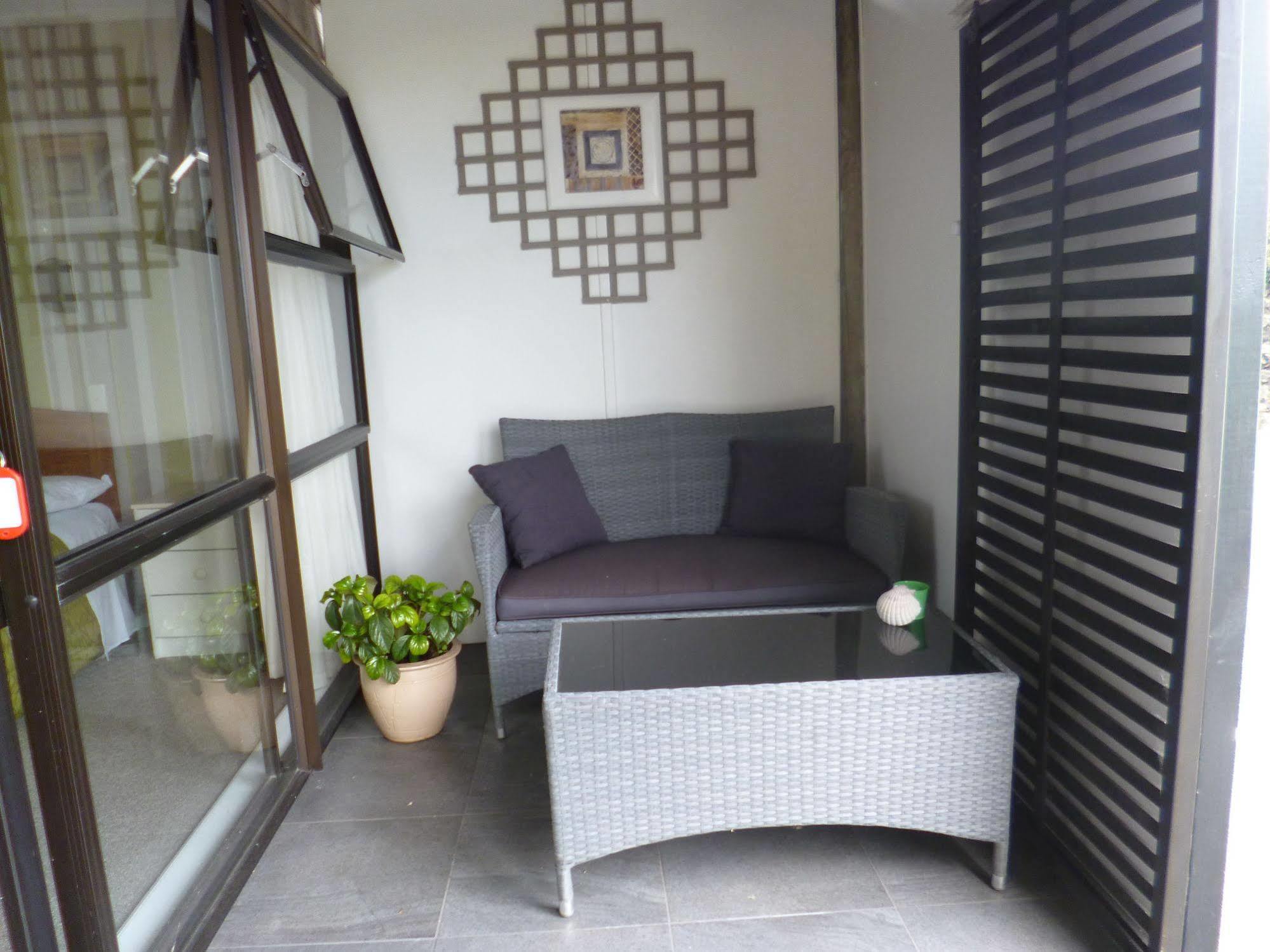 Opua Boutique Seaview Motel Екстериор снимка