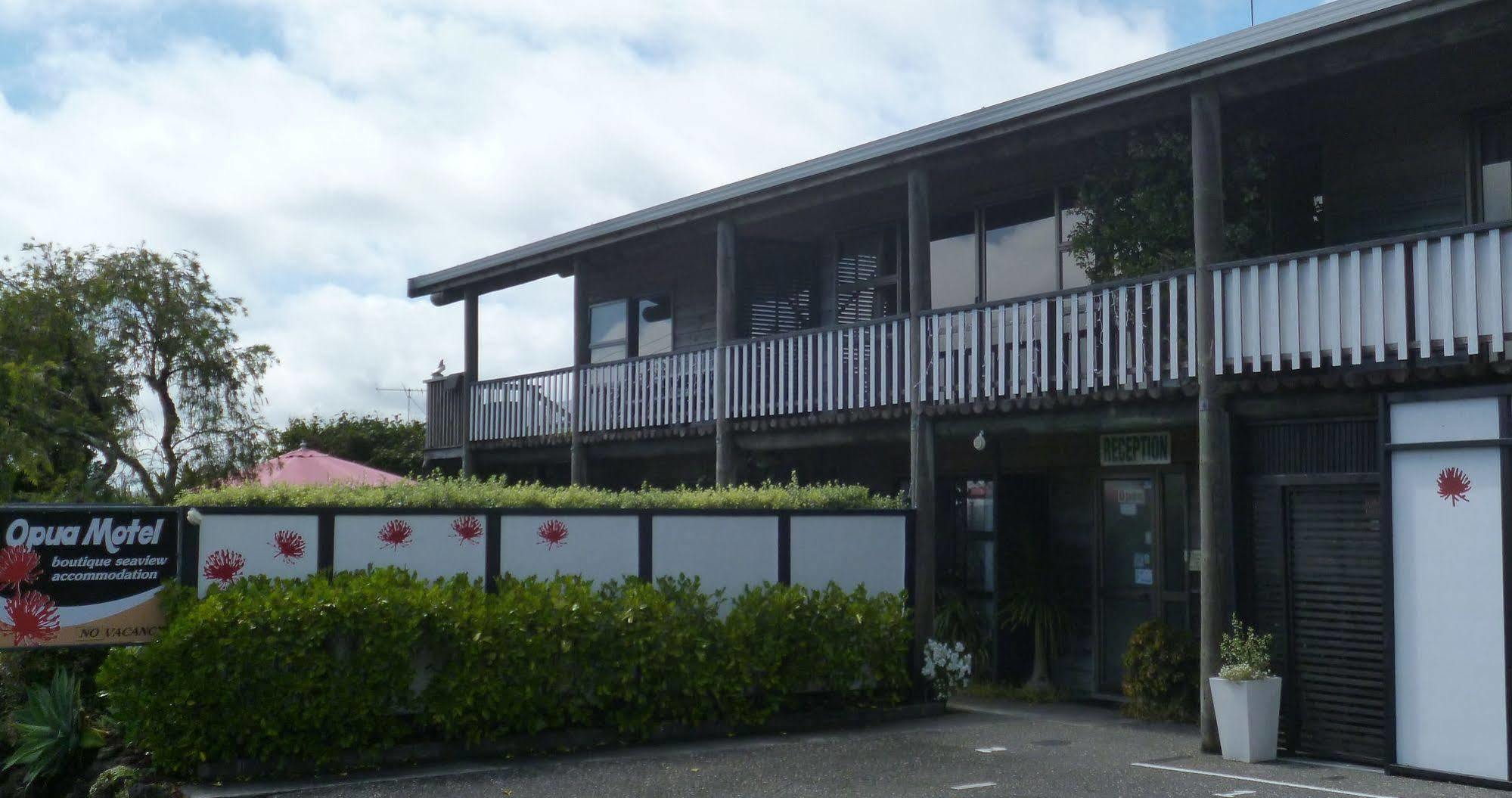 Opua Boutique Seaview Motel Екстериор снимка