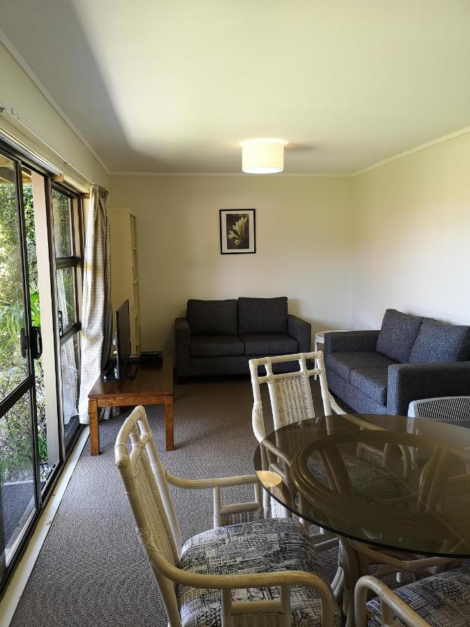 Opua Boutique Seaview Motel Екстериор снимка